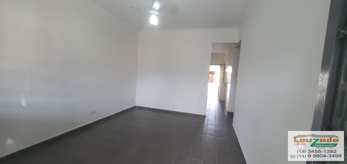 Casa à venda com 2 quartos, 295m² - Foto 4