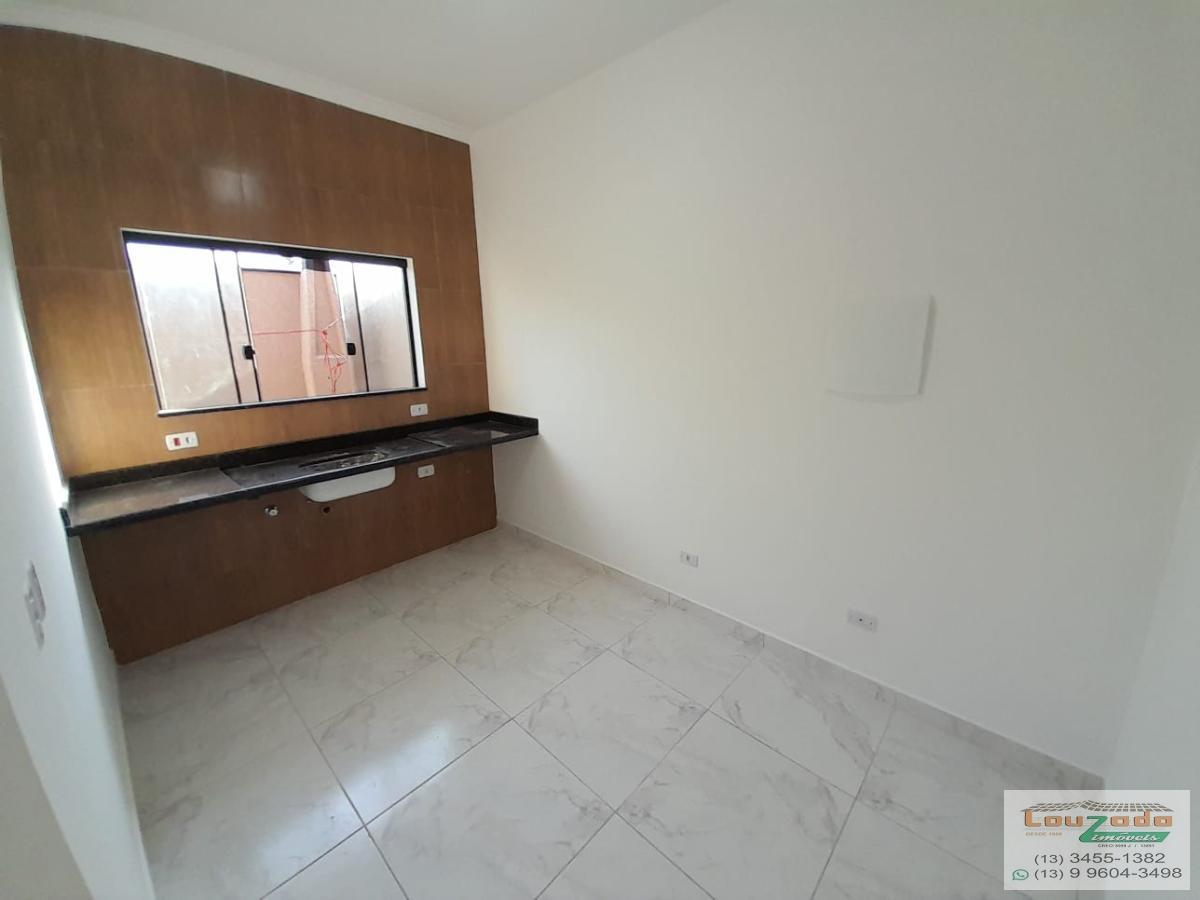 Casa à venda com 2 quartos, 65m² - Foto 4