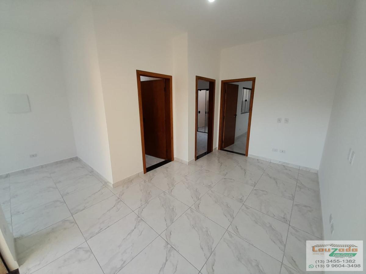 Casa à venda com 2 quartos, 65m² - Foto 2