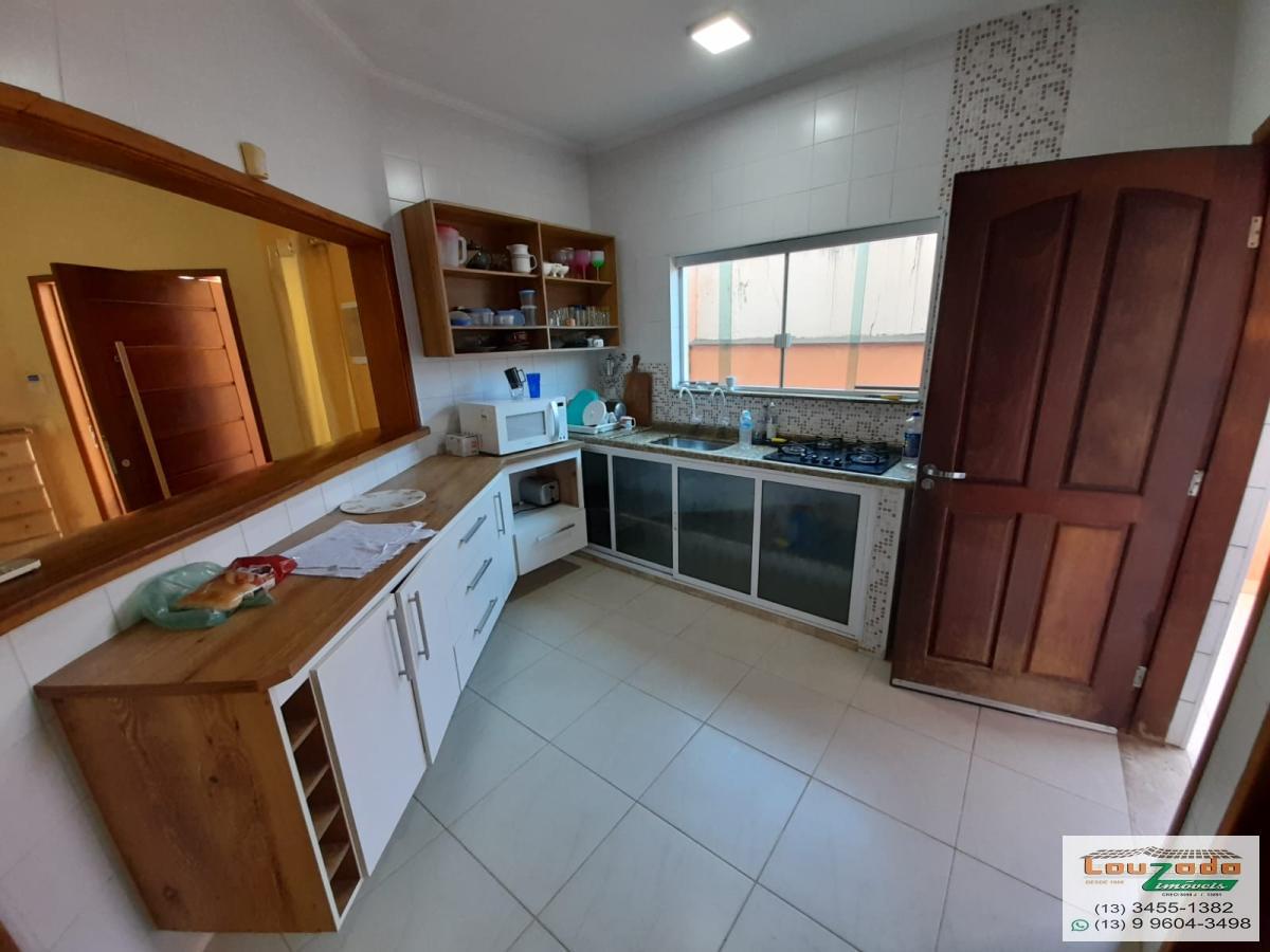 Casa à venda com 3 quartos, 274m² - Foto 8