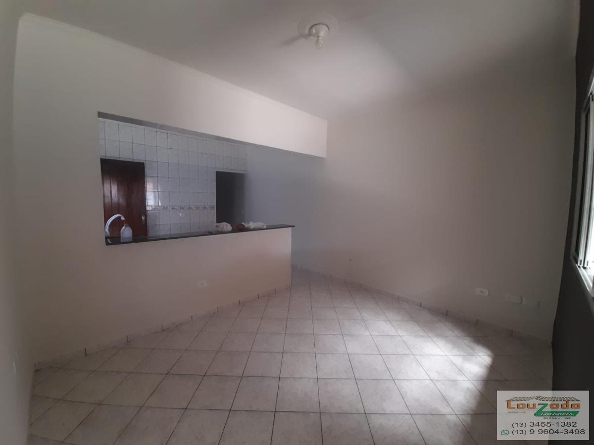 Casa à venda com 2 quartos, 145m² - Foto 4