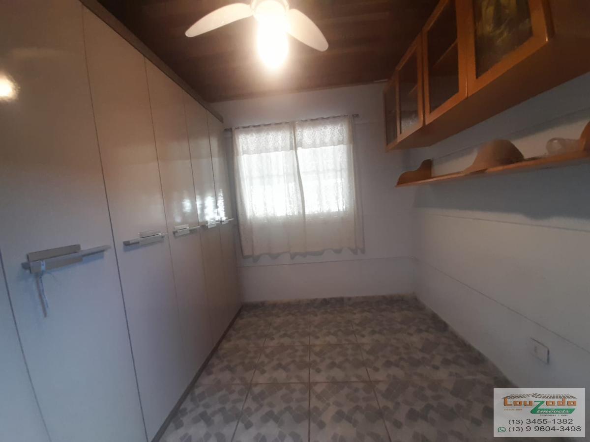 Casa à venda com 2 quartos, 180m² - Foto 11