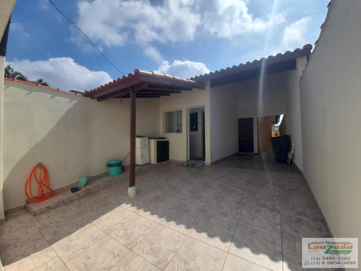 Casa à venda com 2 quartos, 135m² - Foto 1