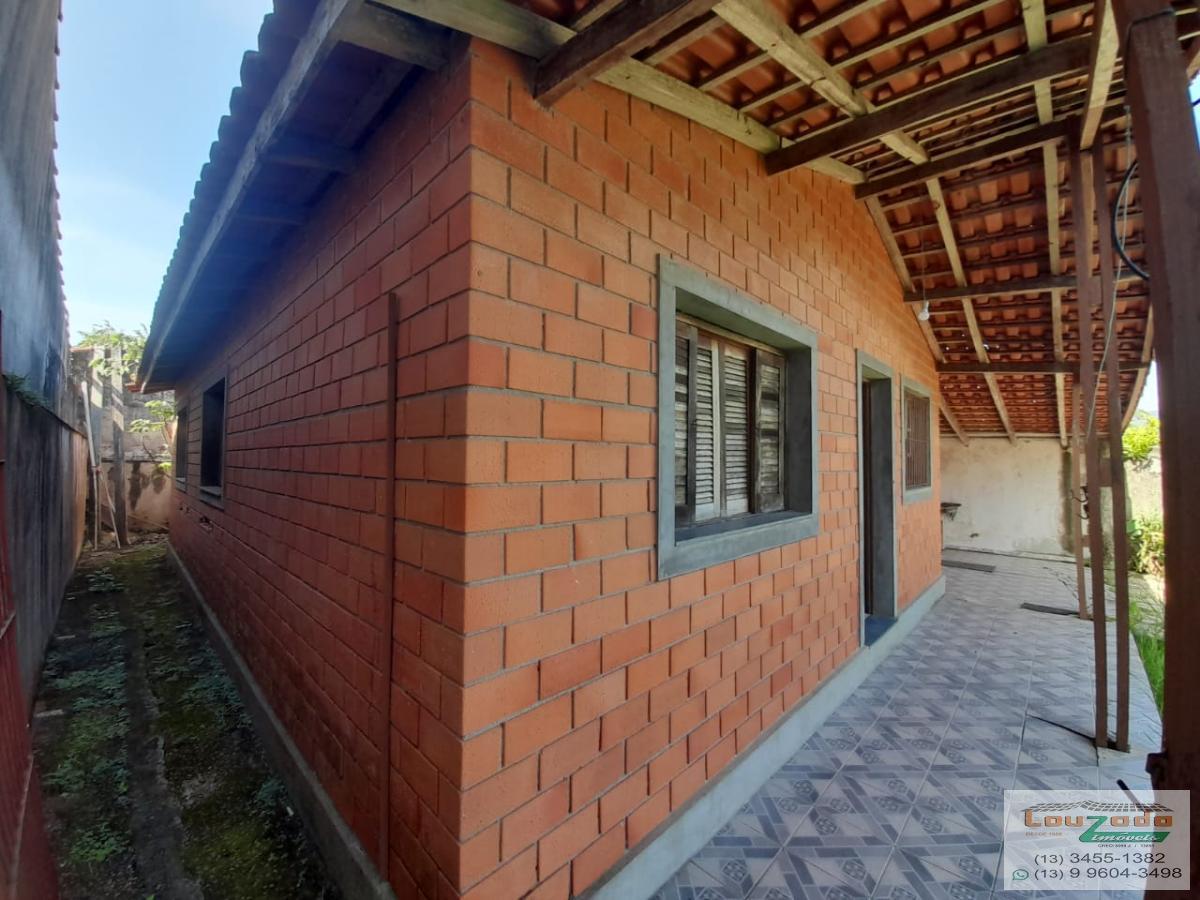 Casa à venda com 3 quartos, 330m² - Foto 4