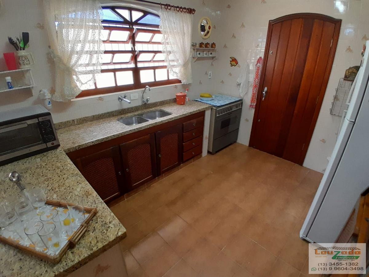 Casa à venda com 3 quartos, 360m² - Foto 15