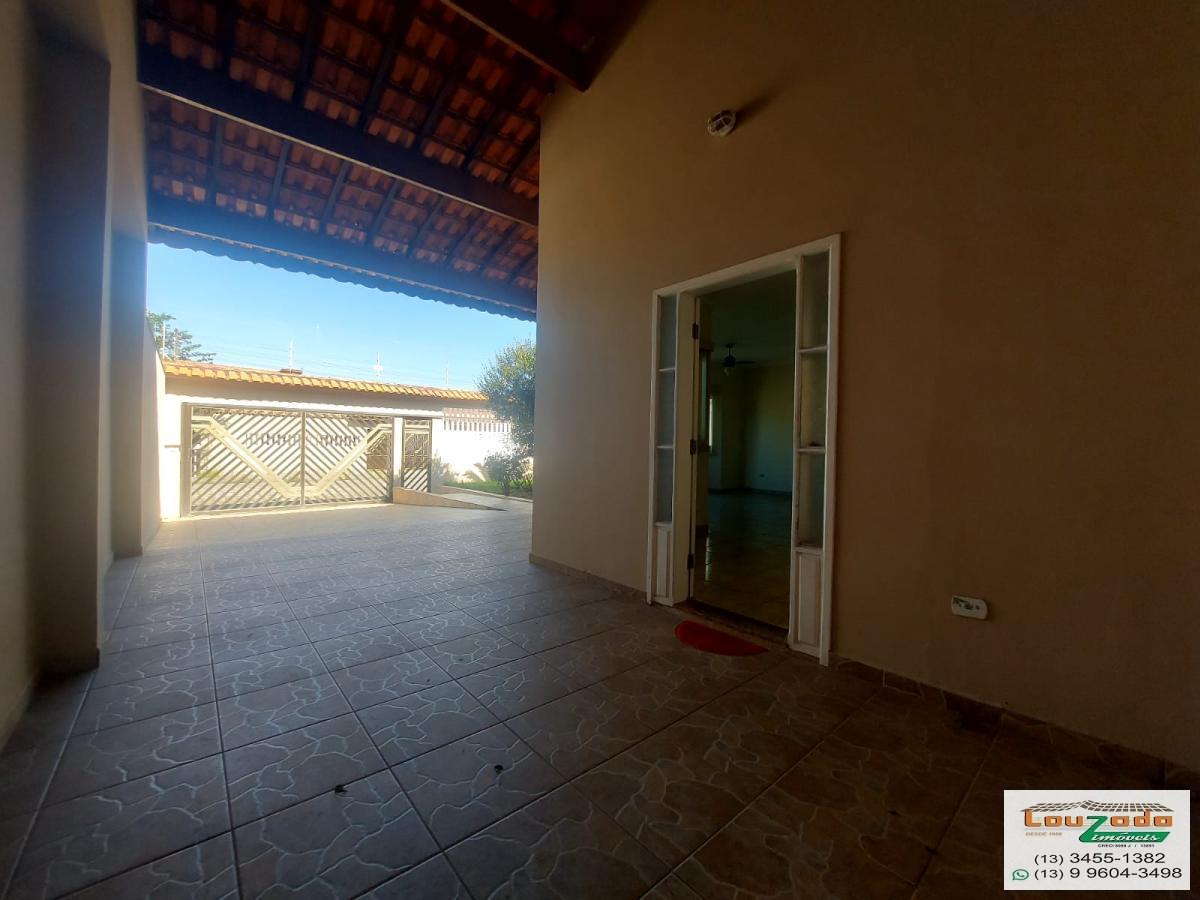 Casa à venda com 3 quartos, 360m² - Foto 4