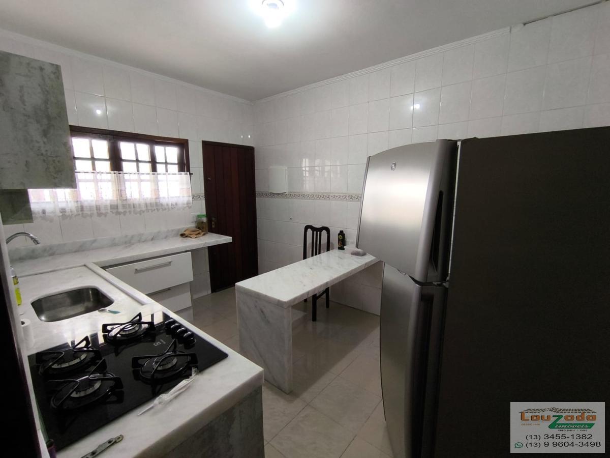 Casa à venda com 3 quartos, 250m² - Foto 9