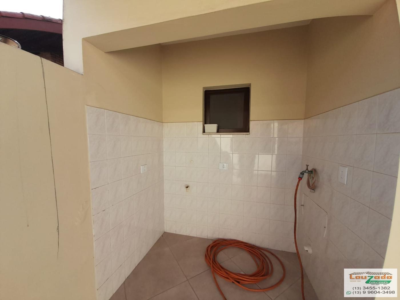 Casa à venda com 3 quartos, 275m² - Foto 4