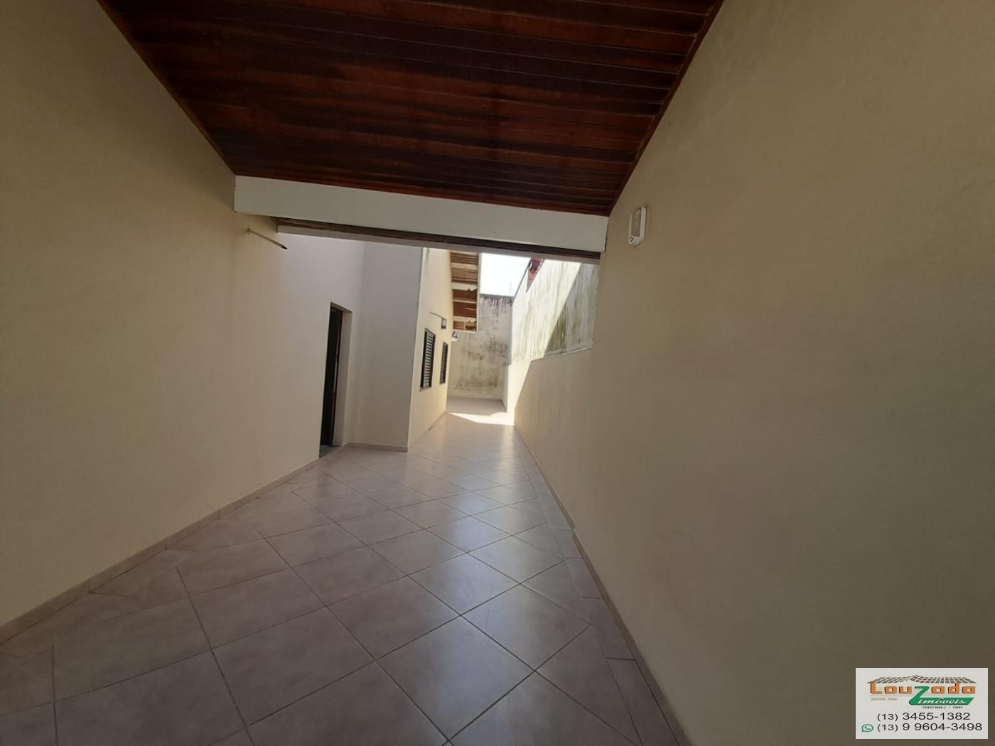 Casa à venda com 3 quartos, 275m² - Foto 2