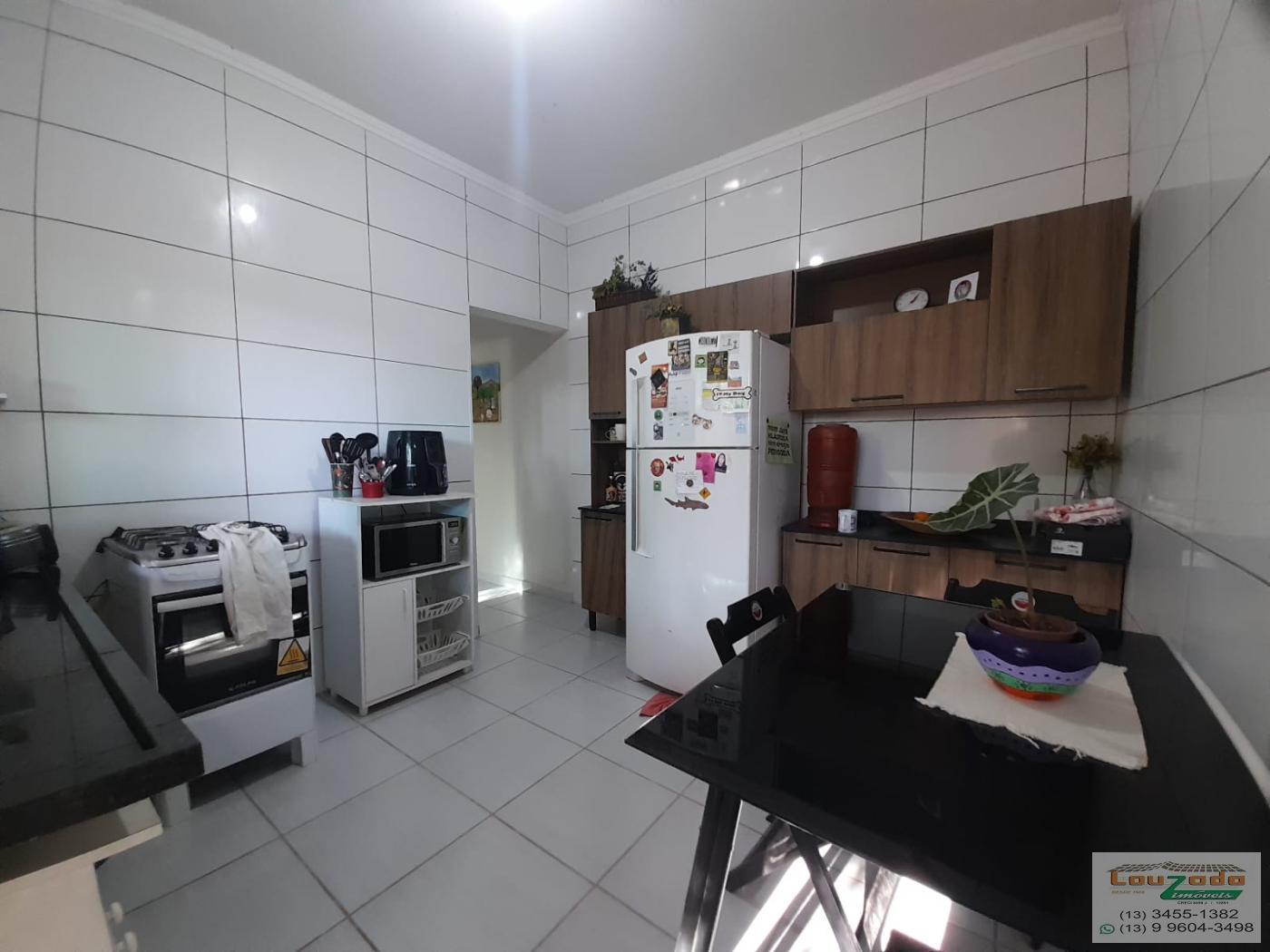 Casa à venda com 3 quartos, 170m² - Foto 4