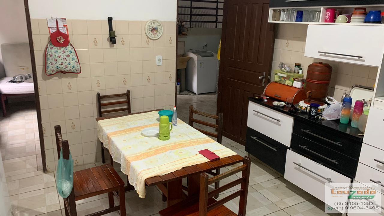 Casa à venda com 3 quartos, 250m² - Foto 8