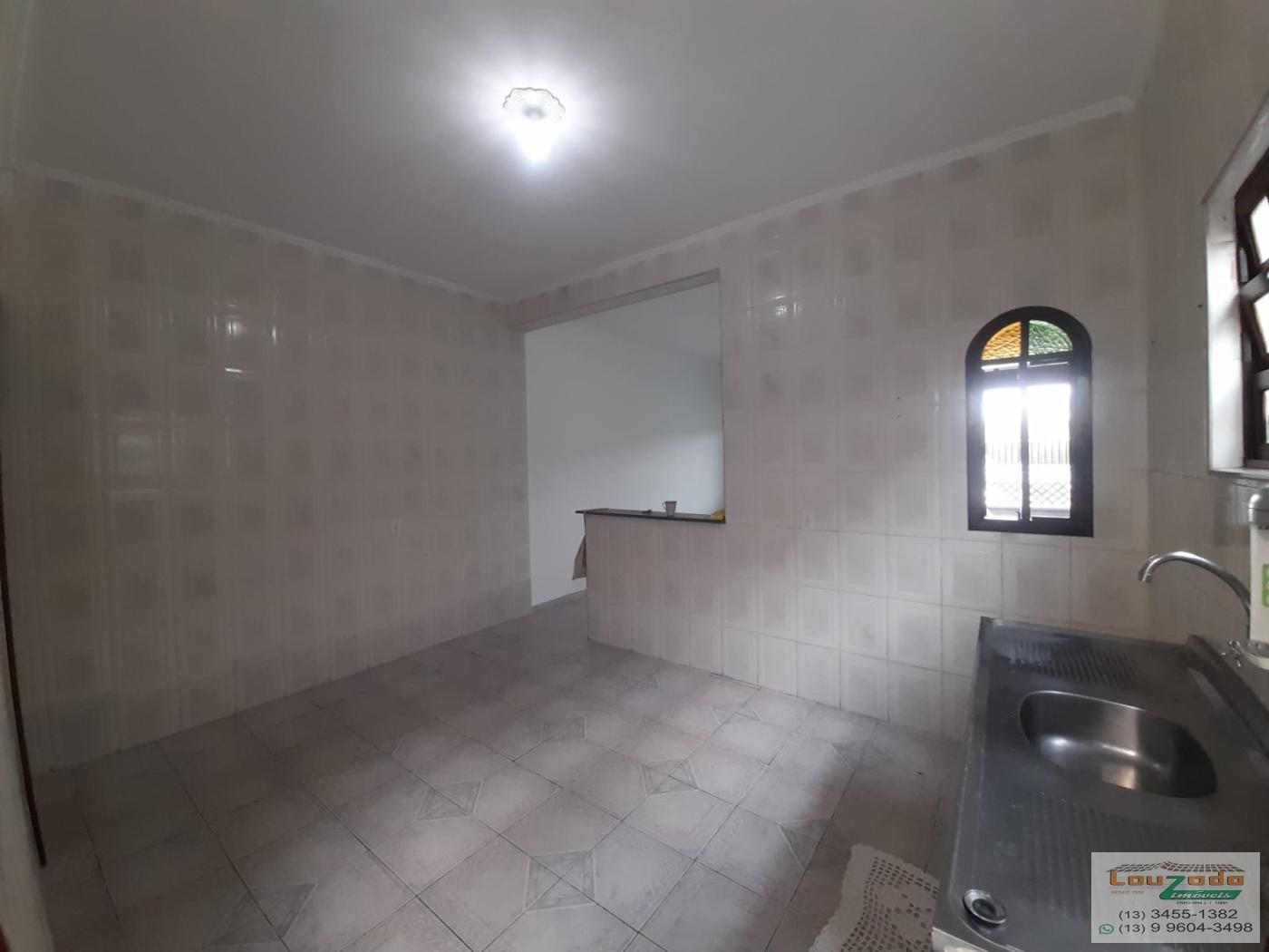 Casa para alugar com 2 quartos, 180m² - Foto 8