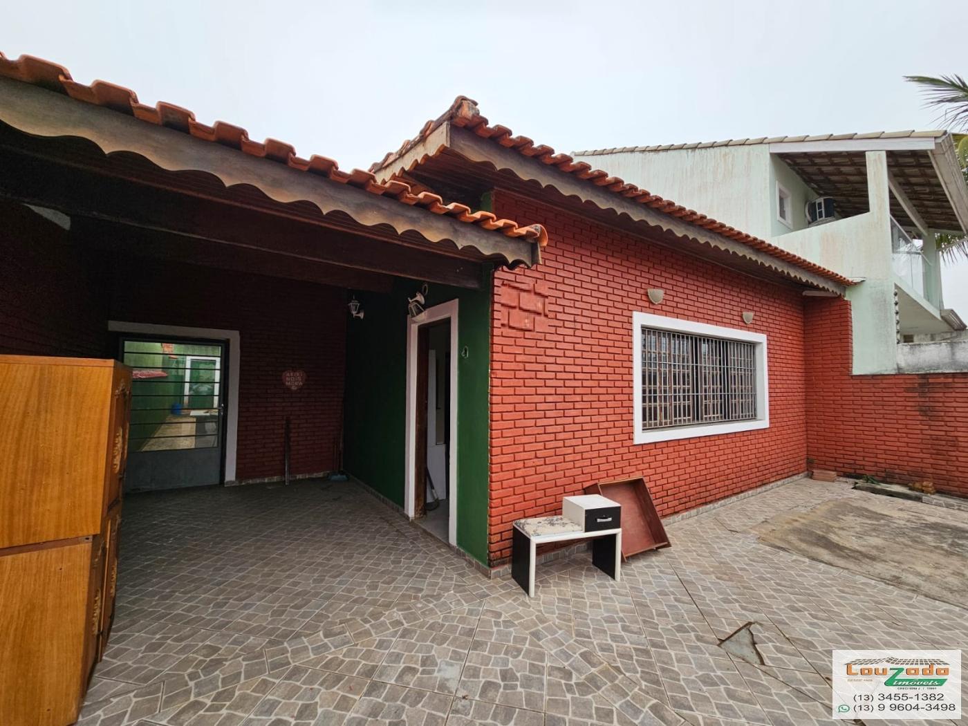 Casa à venda com 3 quartos, 250m² - Foto 2