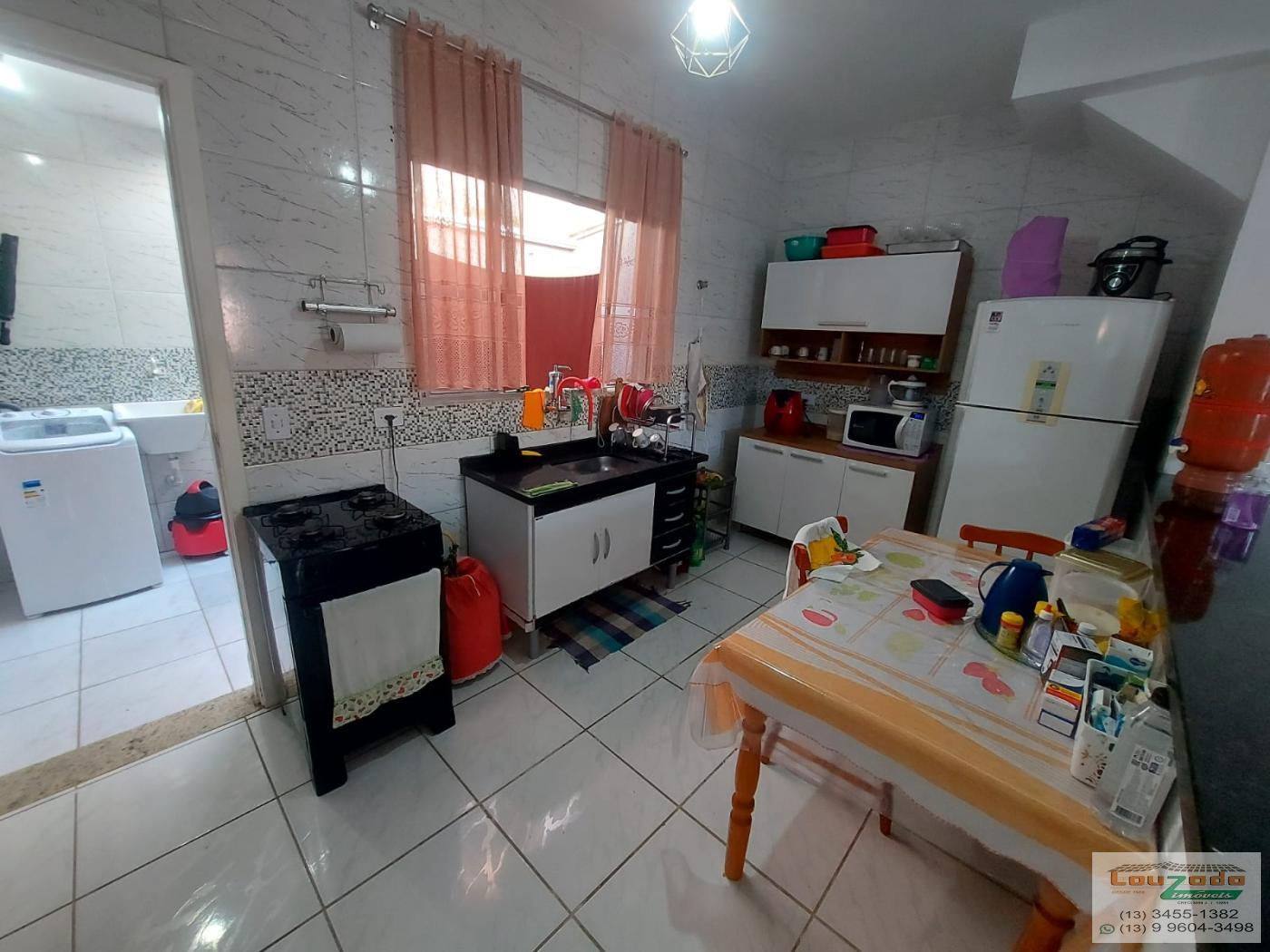 Casa à venda com 2 quartos, 73m² - Foto 2