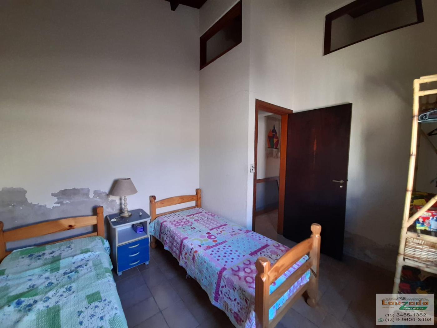 Casa à venda com 3 quartos, 360m² - Foto 17