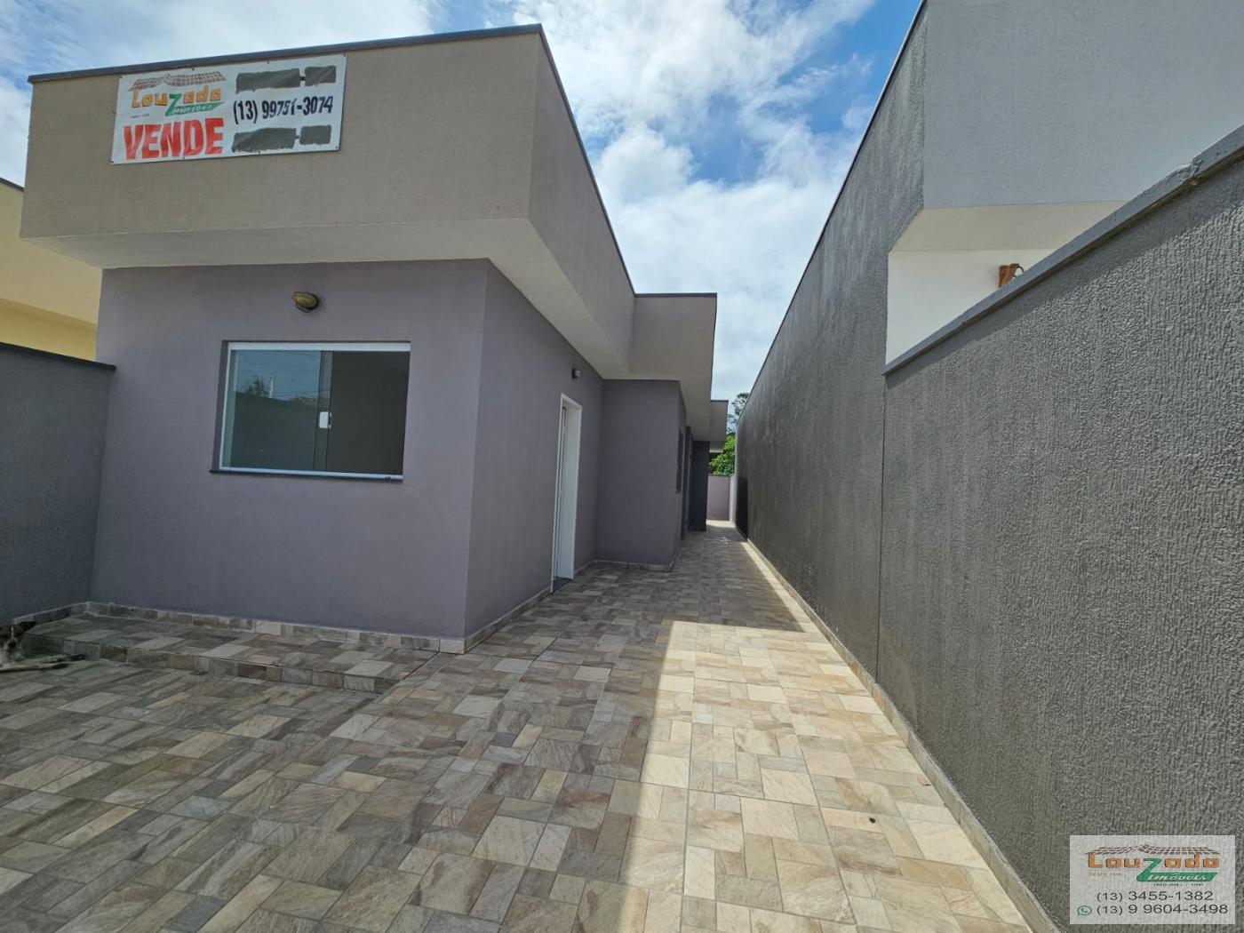 Casa à venda com 2 quartos, 150m² - Foto 1