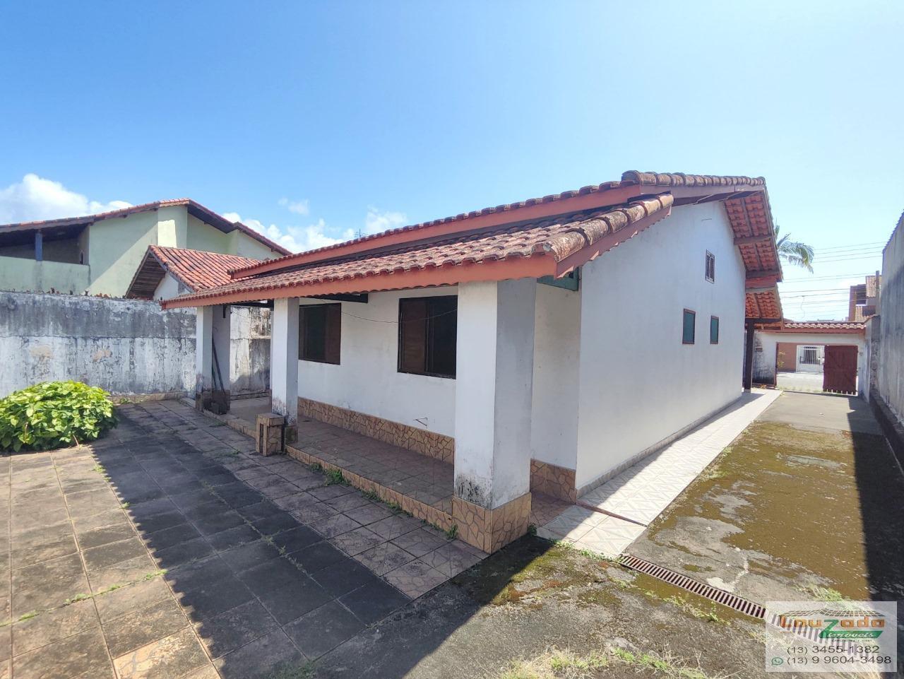 Casa à venda com 3 quartos, 360m² - Foto 1