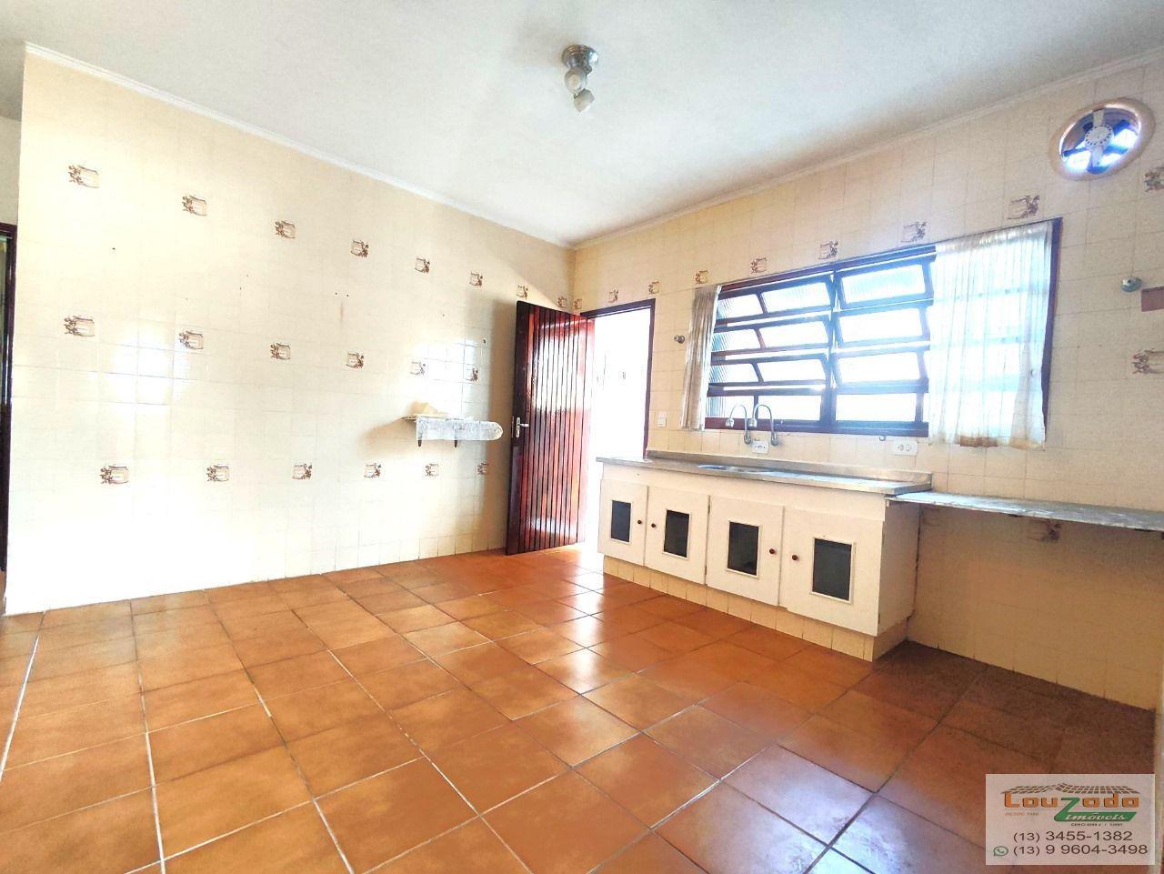 Casa à venda com 3 quartos, 360m² - Foto 8