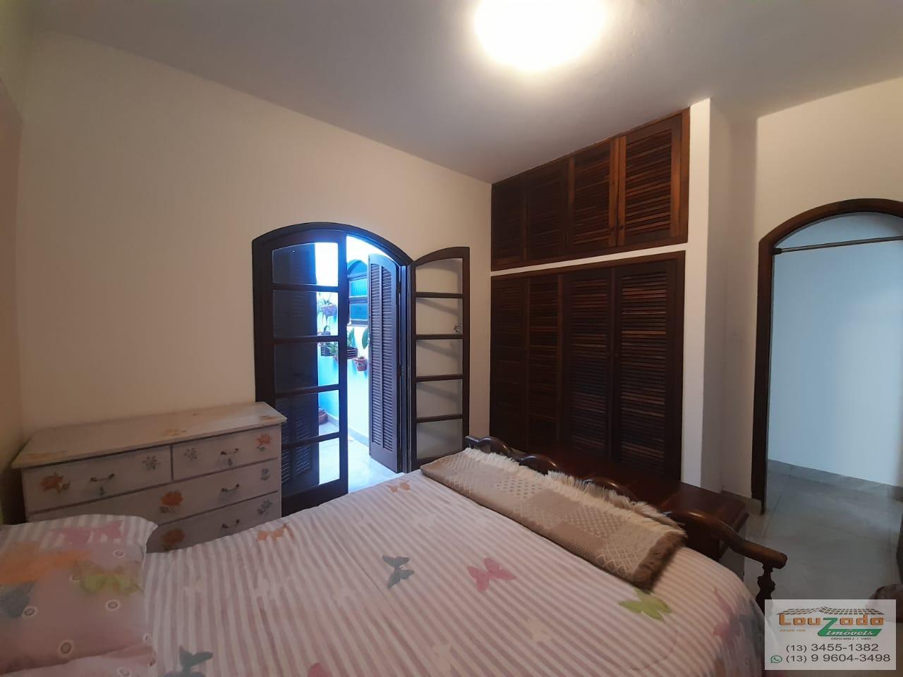 Casa à venda com 3 quartos, 275m² - Foto 14